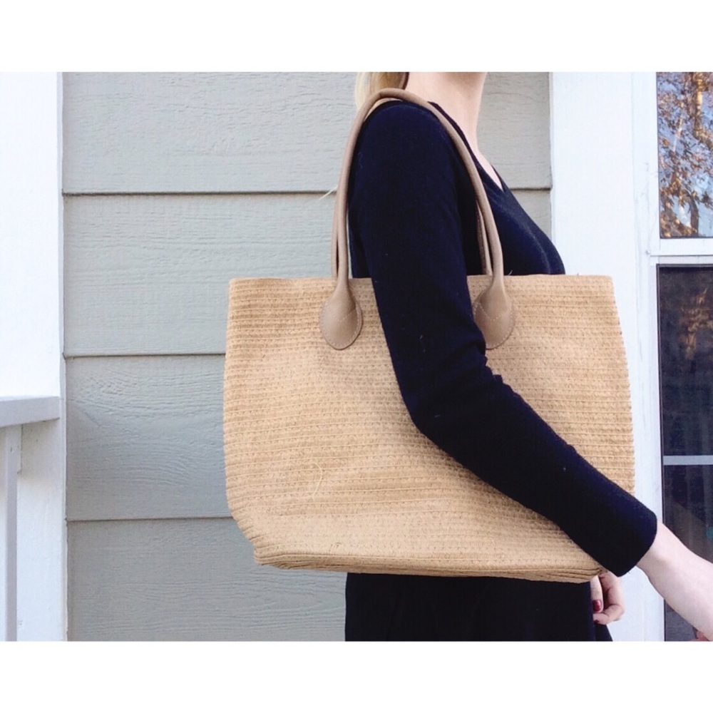 Hoxis tan straw woven purse tote bag purse